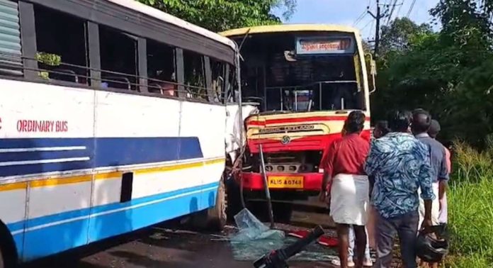 കെഎസ്ആര്ടിസി ഓര്ഡിനറി ബസും ഫാസ്റ്റ് പാസഞ്ചറും കൂട്ടിയിടിച്ച് അപകടം കെഎസ്ആര്ടിസി ഓര്ഡിനറി ബസും ഫാസ്റ്റ് പാസഞ്ചറും കൂട്ടിയിടിച്ച് അപകടം