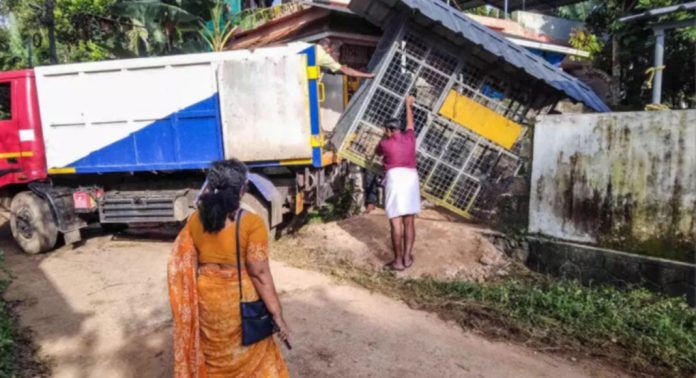 ജനവാസമേഖലയിൽ എം.സി.എഫ് സ്ഥാപിച്ച നഗരസഭ കൗൺസിലറുടെ നടപടിയിൽ പ്രതിഷേധം ജനവാസമേഖലയിൽ എം.സി.എഫ് സ്ഥാപിച്ച നഗരസഭ കൗൺസിലറുടെ നടപടിയിൽ പ്രതിഷേധം