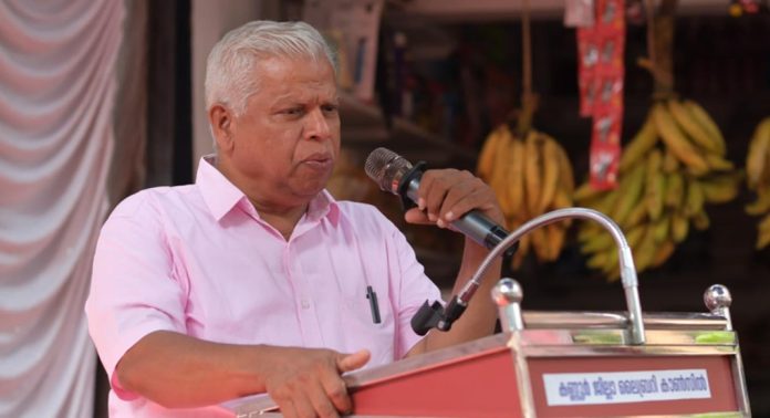 കൂത്തുപറമ്പ് വെടിവെപ്പിൽ റവാഡ ചന്ദ്രശേഖർ തെറ്റുകാരനല്ലെന്ന് എം വി ജയരാജൻ കൂത്തുപറമ്പ് വെടിവെപ്പിൽ റവാഡ ചന്ദ്രശേഖർ തെറ്റുകാരനല്ലെന്ന് എം വി ജയരാജൻ