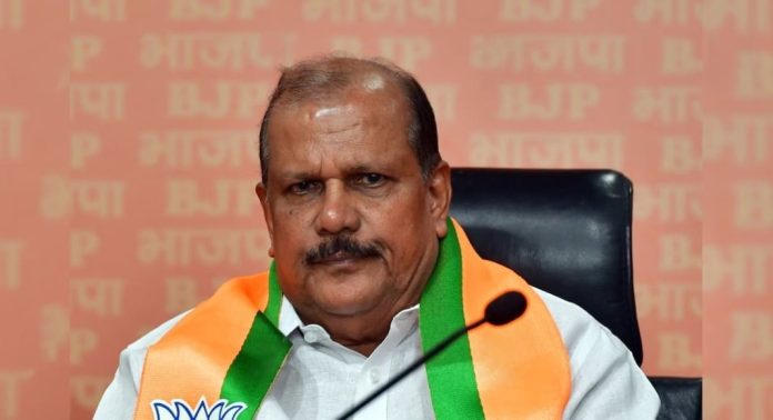 വിദ്വേഷ പരാമർശത്തിൽ പിസി ജോർജ് നെതിരെ കേസെടുക്കാത്തത് നിയമപദേശം ലഭിക്കാത്തതിനാൽ ; പോലീസ് വിദ്വേഷ പരാമർശത്തിൽ പിസി ജോർജ് നെതിരെ കേസെടുക്കാത്തത് നിയമപദേശം ലഭിക്കാത്തതിനാൽ ; പോലീസ്