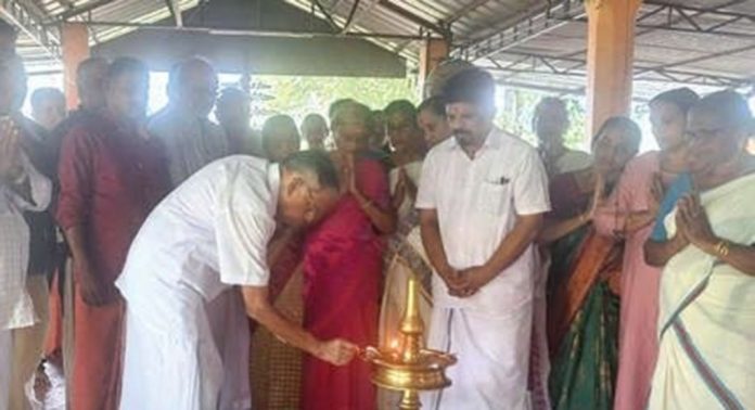 സീതത്തോട് ദേവീക്ഷേത്രം നിർമാണം തുടങ്ങി സീതത്തോട് ദേവീക്ഷേത്രം നിർമാണം തുടങ്ങി