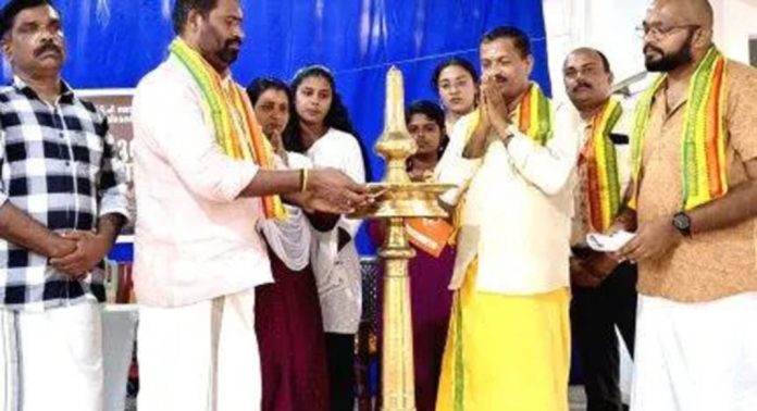 എസ്.എൻ.ഡി.പി പെരിങ്ങര ഗുരുവാണീശ്വരം ശാഖയിൽ ഗുരുവിചാര ജ്ഞാനയജ്ഞം നടന്നു എസ്.എൻ.ഡി.പി പെരിങ്ങര ഗുരുവാണീശ്വരം ശാഖയിൽ ഗുരുവിചാര ജ്ഞാനയജ്ഞം നടന്നു