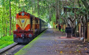 പുതിയ തലമുറയ്ക്കായി ട്രെയിനിൽ പ്രത്യേക സൗകര്യം; ജെൻസി, ജെൻ ആൽഫ വിഭാഗങ്ങൾക്കായി പ്രത്യേക കോച്ചുകൾ ആവശ്യപ്പെട്ട് ബി.ജെ.പി നേതാവ്