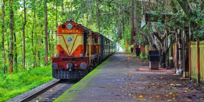 തിരുവനന്തപുരം റെയിൽവേ ഡിവിഷന് കീഴിൽ അറ്റകുറ്റപ്പണികൾ ; സംസ്ഥാനത്ത് ട്രെയിൻ സർവീസുകൾക്ക് നിയന്ത്രണം തിരുവനന്തപുരം റെയിൽവേ ഡിവിഷന് കീഴിൽ അറ്റകുറ്റപ്പണികൾ ; സംസ്ഥാനത്ത് ട്രെയിൻ സർവീസുകൾക്ക് നിയന്ത്രണം