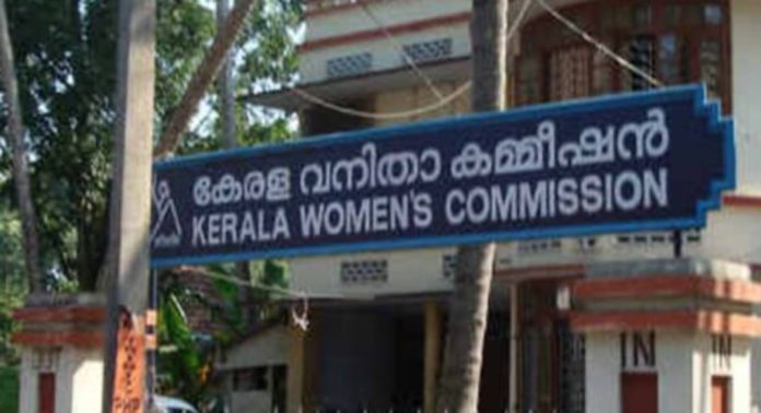 വനിതാ കമ്മീഷന് അദാലത്തില് 20 പരാതികൾ തീര്പ്പാക്കി വനിതാ കമ്മീഷന് അദാലത്തില് 20 പരാതികൾ തീര്പ്പാക്കി