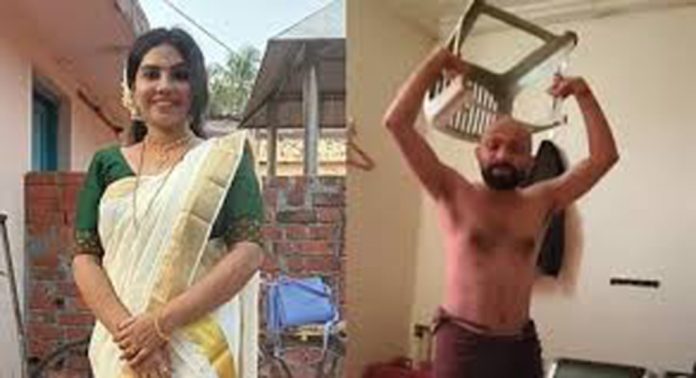 അതുല്യയുടെ മരണം : ഭര്ത്താവ് സതീഷിനെ ജോലിയില് നിന്ന് പിരിച്ചുവിട്ടു അതുല്യയുടെ മരണം : ഭര്ത്താവ് സതീഷിനെ ജോലിയില് നിന്ന് പിരിച്ചുവിട്ടു