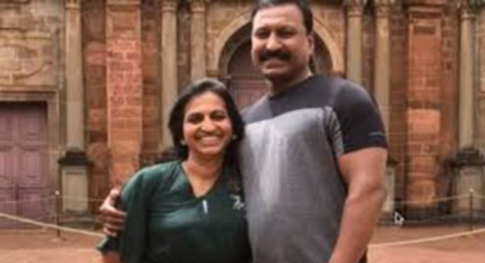 150 കോടി രൂപയുടെ ചിട്ടി തട്ടിപ്പ് : ആലപ്പുഴ സ്വദേശികളായ ദമ്പതികൾ മുങ്ങി 150 കോടി രൂപയുടെ ചിട്ടി തട്ടിപ്പ് : ആലപ്പുഴ സ്വദേശികളായ ദമ്പതികൾ മുങ്ങി