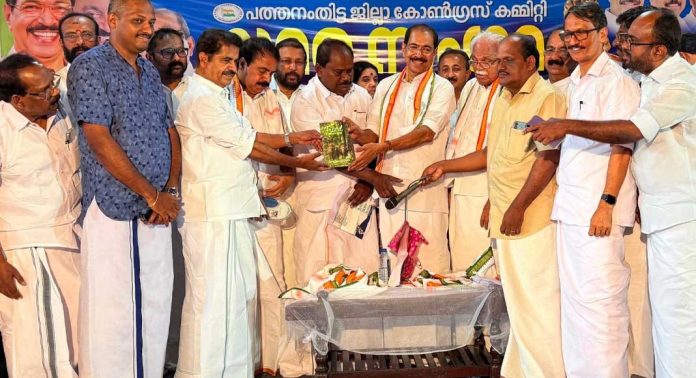 ട്രാവൽ ഫീൽസ് ആൻഡ് ഫീഡ്സ് യാത്രാവിവരണം പ്രകാശനം ചെയ്തു ട്രാവൽ ഫീൽസ് ആൻഡ് ഫീഡ്സ് യാത്രാവിവരണം പ്രകാശനം ചെയ്തു