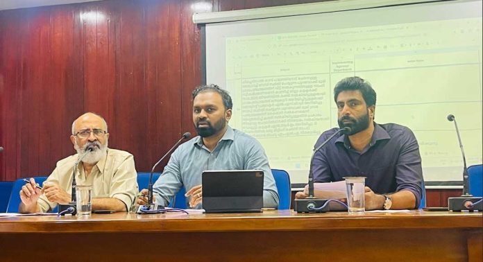 സ്കൂളുകളില് കെഎസ്ഇബി പരിശോധന പൂര്ത്തിയാക്കണമെന്ന് മാത്യു ടി തോമസ് എം എല് എ സ്കൂളുകളില് കെഎസ്ഇബി പരിശോധന പൂര്ത്തിയാക്കണമെന്ന് മാത്യു ടി തോമസ് എം എല് എ