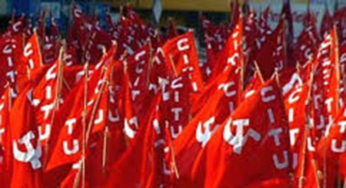 ഏഴംകുളം – കൈപ്പട്ടൂർ റോഡരികിലെ അപകടകരമായ മരങ്ങൾ മുറിച്ചുമാറ്റാൻ നടപടി സ്വീകരിക്കണം ; സി ഐ ടി യു ഏഴംകുളം – കൈപ്പട്ടൂർ റോഡരികിലെ അപകടകരമായ മരങ്ങൾ മുറിച്ചുമാറ്റാൻ നടപടി സ്വീകരിക്കണം ; സി ഐ ടി യു