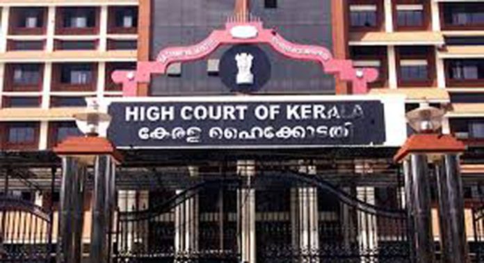 മറ്റൊരാൾക്ക് ഹാനികരമായി ഉപയോഗിച്ചാൽ ബൈക്കും മാരകായുധം : ഹൈക്കോടതി മറ്റൊരാൾക്ക് ഹാനികരമായി ഉപയോഗിച്ചാൽ ബൈക്കും മാരകായുധം : ഹൈക്കോടതി