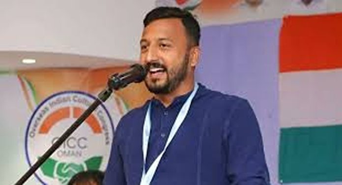 പി ജെ കുര്യനെതിരെയുള്ള രാഹുൽ മാങ്കൂട്ടത്തിലിന്റെ ശബ്ദ സന്ദേശം പുറത്ത് പി ജെ കുര്യനെതിരെയുള്ള രാഹുൽ മാങ്കൂട്ടത്തിലിന്റെ ശബ്ദ സന്ദേശം പുറത്ത്