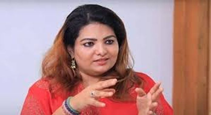 നിര്മാതാവ് സാന്ദ്ര തോമസിനെതിരെ മാനനഷ്ട കേസ് ഫയല് ചെയ്ത് ലിസ്റ്റിന് സ്റ്റീഫന് നിര്മാതാവ് സാന്ദ്ര തോമസിനെതിരെ മാനനഷ്ട കേസ് ഫയല് ചെയ്ത് ലിസ്റ്റിന് സ്റ്റീഫന്