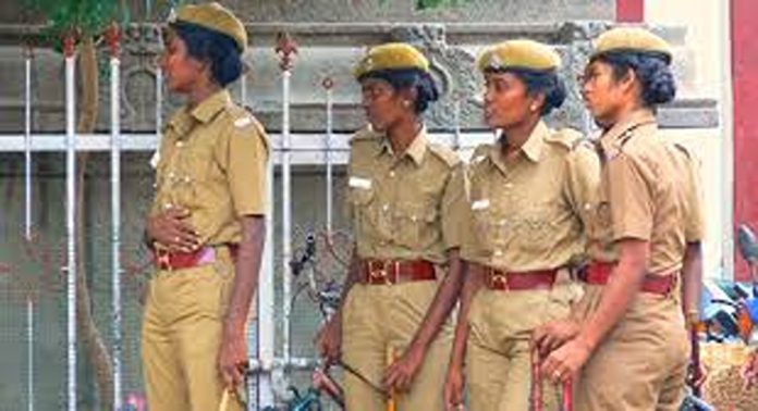 വനിതാ ബറ്റാലിയനിൽ നവമാധ്യമ ഉപയോഗത്തിന് നിയന്ത്രണമേർപ്പെടുത്തി ഉത്തരവ് വനിതാ ബറ്റാലിയനിൽ നവമാധ്യമ ഉപയോഗത്തിന് നിയന്ത്രണമേർപ്പെടുത്തി ഉത്തരവ്