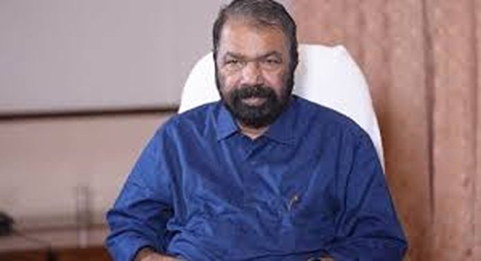 സംസ്ഥാനത്ത് 19 ജില്ലാ വിദ്യാഭ്യാസ ഓഫീസര്മാര്ക്ക് നിയമനം നല്കുന്ന ഉത്തരവില് ഒപ്പുവച്ചു സംസ്ഥാനത്ത് 19 ജില്ലാ വിദ്യാഭ്യാസ ഓഫീസര്മാര്ക്ക് നിയമനം നല്കുന്ന ഉത്തരവില് ഒപ്പുവച്ചു