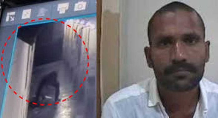 കൊടും ക്രിമിനല് ഗോവിന്ദ ചാമി ജയില് ചാടുന്ന ദൃശ്യങ്ങൾ പുറത്ത് കൊടും ക്രിമിനല് ഗോവിന്ദ ചാമി ജയില് ചാടുന്ന ദൃശ്യങ്ങൾ പുറത്ത്