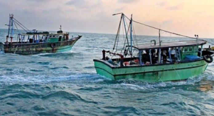 ട്രോളിംഗ് നിരോധനത്തിന് മുമ്പേ സംസ്ഥാനത്ത് മീന്വില കുത്തനെ ഉയര്ന്നു ട്രോളിംഗ് നിരോധനത്തിന് മുമ്പേ സംസ്ഥാനത്ത് മീന്വില കുത്തനെ ഉയര്ന്നു