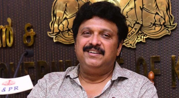 കെഎസ്ആർടിസിയിൽ ഡിജിറ്റലൈസേഷൻ സമ്പൂർണമാകുന്നു : മന്ത്രി കെ ബി ഗണേഷ് കുമാർ കെഎസ്ആർടിസിയിൽ ഡിജിറ്റലൈസേഷൻ സമ്പൂർണമാകുന്നു : മന്ത്രി കെ ബി ഗണേഷ് കുമാർ