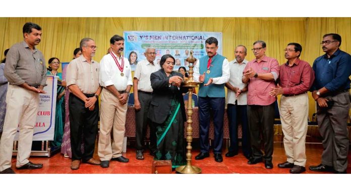 തിരുവല്ല വൈസ്മെൻ ക്ലബ്ബിൻ്റെ അൻപത്തിയൊന്നാമത് പ്രവർത്തനോദ്ഘാടനം നടത്തി തിരുവല്ല വൈസ്മെൻ ക്ലബ്ബിൻ്റെ അൻപത്തിയൊന്നാമത് പ്രവർത്തനോദ്ഘാടനം നടത്തി