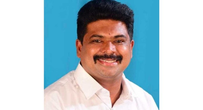 വ്യാപാരി വ്യവസായി കോൺഗ്രസ് ജില്ലാ പ്രസിഡന്റായി അബ്ദുൽ ഷുക്കൂർ വ്യാപാരി വ്യവസായി കോൺഗ്രസ് ജില്ലാ പ്രസിഡന്റായി അബ്ദുൽ ഷുക്കൂർ