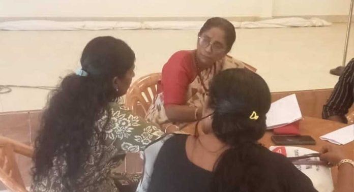 വനിതാ കമ്മീഷന് അദാലത്ത് : 20 പരാതിക്ക് പരിഹാരം വനിതാ കമ്മീഷന് അദാലത്ത് : 20 പരാതിക്ക് പരിഹാരം