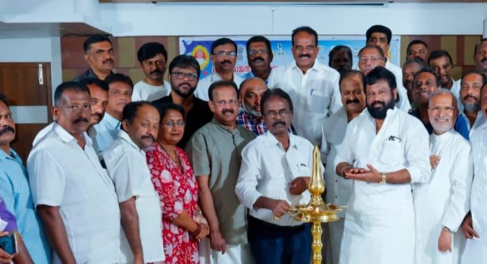 കുട്ടനാട് പൂരം ; ഒരുക്കങ്ങൾ ആരംഭിച്ചു കുട്ടനാട് പൂരം ; ഒരുക്കങ്ങൾ ആരംഭിച്ചു