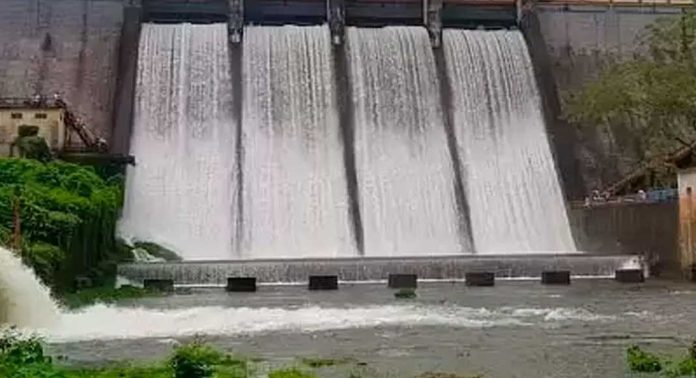 കക്കി – ആനത്തോട് ഡാമിന്റെ ഷട്ടറുകള് തുറക്കും കക്കി – ആനത്തോട് ഡാമിന്റെ ഷട്ടറുകള് തുറക്കും