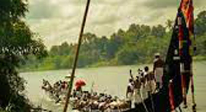 കോയിപ്രം പള്ളിയോടം നീരണിഞ്ഞു കോയിപ്രം പള്ളിയോടം നീരണിഞ്ഞു