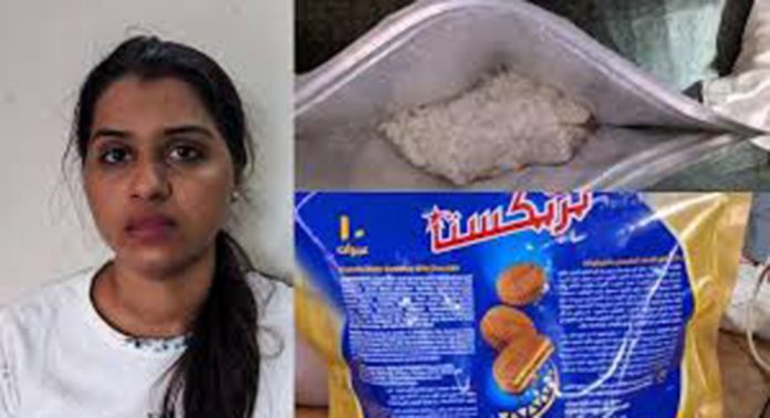 കരിപ്പൂരില് എംഡിഎംഎ പിടികൂടിയ കേസ് ; എംഡിഎംഎ കൊടുത്തയച്ച ആളുകളെ കുറിച്ചുള്ള വിവരം ലഭിച്ചിട്ടുണ്ടെന്ന് മലപ്പുറം എസ്പി കരിപ്പൂരില് എംഡിഎംഎ പിടികൂടിയ കേസ് ; എംഡിഎംഎ കൊടുത്തയച്ച ആളുകളെ കുറിച്ചുള്ള വിവരം ലഭിച്ചിട്ടുണ്ടെന്ന് മലപ്പുറം എസ്പി