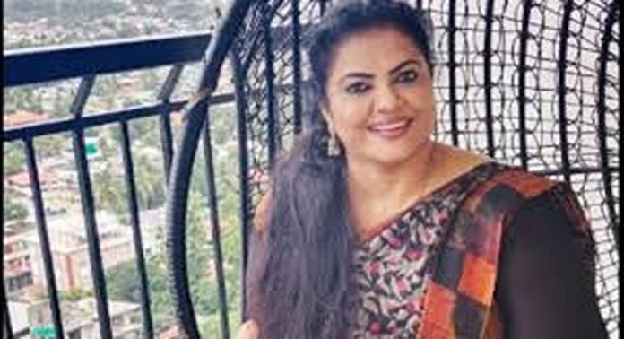 ബാലചന്ദ്രമേനോനെ സമൂഹ മാധ്യമങ്ങളിൽ അപകീർത്തിപ്പെടുത്തിയ കേസിൽ നടി മീനു മുനീർ അറസ്റ്റിൽ ബാലചന്ദ്രമേനോനെ സമൂഹ മാധ്യമങ്ങളിൽ അപകീർത്തിപ്പെടുത്തിയ കേസിൽ നടി മീനു മുനീർ അറസ്റ്റിൽ