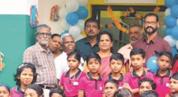ഇരവിപേരൂർ ഗവൺമെന്റ് യുപി സ്കൂളിൽ ക്രിയേറ്റീവ് കോർണർ ഉദ്ഘാടനം ചെയ്തു ഇരവിപേരൂർ ഗവൺമെന്റ് യുപി സ്കൂളിൽ ക്രിയേറ്റീവ് കോർണർ ഉദ്ഘാടനം ചെയ്തു
