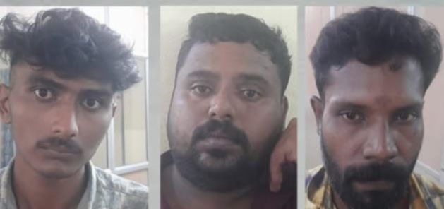 ഷെഡിൽ സൂക്ഷിച്ച 120 കിലോയോളം ഒട്ടുകറ മോഷ്ടിച്ച പ്രതികളിൽ മൂന്നുപേർ പെരുനാട് പോലീസിന്റെ പിടിയിൽ ഷെഡിൽ സൂക്ഷിച്ച 120 കിലോയോളം ഒട്ടുകറ മോഷ്ടിച്ച പ്രതികളിൽ മൂന്നുപേർ പെരുനാട് പോലീസിന്റെ പിടിയിൽ