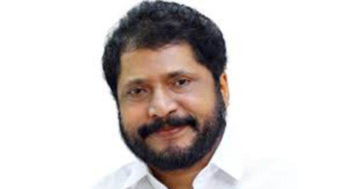 ആരോഗ്യമന്ത്രി വീണാ ജോർജിനെ വിമർശിച്ചുകൊണ്ടുള്ള സിപിഎം പ്രവർത്തകരുടെ എഫ്ബി പോസ്റ്റുകൾ പാർട്ടി പരിശോധിക്കും ; രാജു എബ്രഹാം ആരോഗ്യമന്ത്രി വീണാ ജോർജിനെ വിമർശിച്ചുകൊണ്ടുള്ള സിപിഎം പ്രവർത്തകരുടെ എഫ്ബി പോസ്റ്റുകൾ പാർട്ടി പരിശോധിക്കും ; രാജു എബ്രഹാം