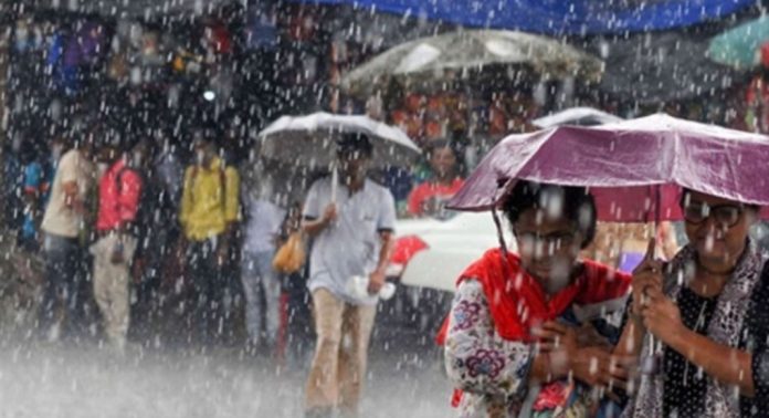 സംസ്ഥാനത്ത് ഇന്ന് ഒറ്റപ്പെട്ടയിടങ്ങളിൽ ഇടിമിന്നലോടു കൂടിയ ഇടത്തരം മഴയ്ക്ക് സാധ്യത സംസ്ഥാനത്ത് ഇന്ന് ഒറ്റപ്പെട്ടയിടങ്ങളിൽ ഇടിമിന്നലോടു കൂടിയ ഇടത്തരം മഴയ്ക്ക് സാധ്യത