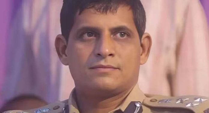 രാജ്യത്ത് നർകോട്ടിക് ടെററിസം നടക്കുന്നുണ്ടെന്ന് ഡിജിപി റവാഡ ചന്ദ്രശേഖർ രാജ്യത്ത് നർകോട്ടിക് ടെററിസം നടക്കുന്നുണ്ടെന്ന് ഡിജിപി റവാഡ ചന്ദ്രശേഖർ