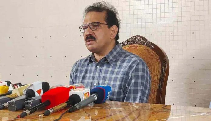 അടുത്ത തദ്ദേശ തെരഞ്ഞെടുപ്പില് 50 പഞ്ചായത്തുകളില് മത്സരിക്കാന് ട്വന്റി20 അടുത്ത തദ്ദേശ തെരഞ്ഞെടുപ്പില് 50 പഞ്ചായത്തുകളില് മത്സരിക്കാന് ട്വന്റി20
