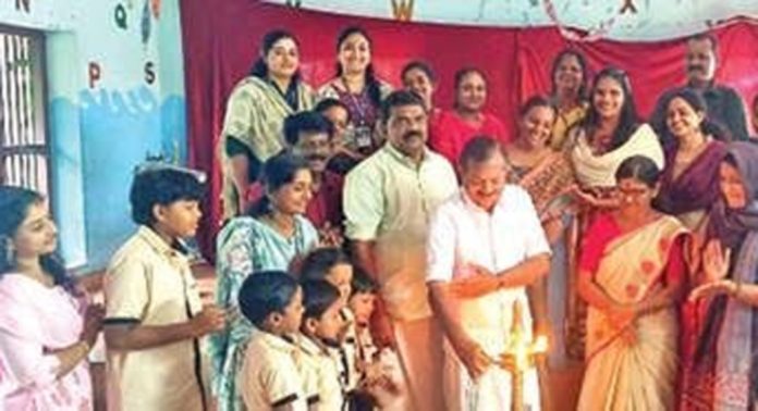 കണ്ടിയൂർ ഗവ. യുപി സ്കൂളിൽ ക്രിയേറ്റീവ് കോർണർ ഉദ്ഘാടനം ചെയ്തു കണ്ടിയൂർ ഗവ. യുപി സ്കൂളിൽ ക്രിയേറ്റീവ് കോർണർ ഉദ്ഘാടനം ചെയ്തു