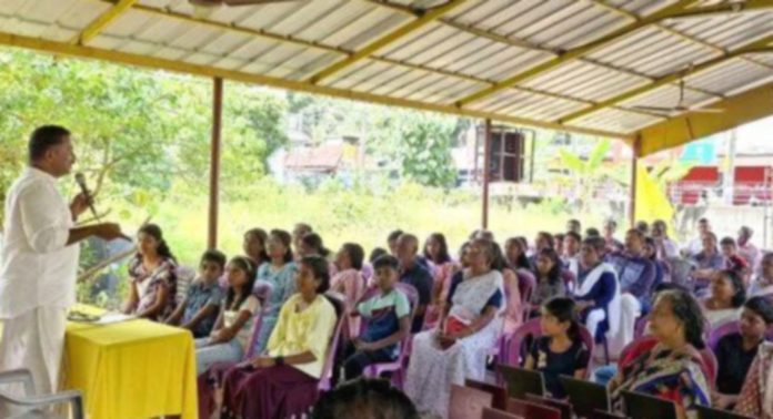 എസ്.എൻ.ഡി.പി മണ്ണടി ശാഖാ മെറിറ്റ് അവാർഡ് മേള ഉദ്ഘാടനം ചെയ്തു എസ്.എൻ.ഡി.പി മണ്ണടി ശാഖാ മെറിറ്റ് അവാർഡ് മേള ഉദ്ഘാടനം ചെയ്തു