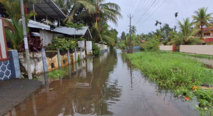 തലവടി കാരിക്കുഴി – നിരേറ്റുപുറം പിഡബ്ല്യൂഡി റോഡ് ശോചനീയവസ്ഥയില് തലവടി കാരിക്കുഴി – നിരേറ്റുപുറം പിഡബ്ല്യൂഡി റോഡ് ശോചനീയവസ്ഥയില്