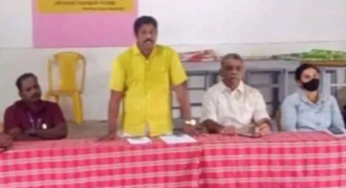 തിരുവൻവണ്ടൂർ പഞ്ചായത്തില് വളർത്തുമൃഗങ്ങൾക്ക് പ്രതിരോധ കുത്തിവെയ്പ്പ് നൽകി തിരുവൻവണ്ടൂർ പഞ്ചായത്തില് വളർത്തുമൃഗങ്ങൾക്ക് പ്രതിരോധ കുത്തിവെയ്പ്പ് നൽകി