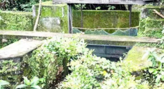 വരാൽ പാലത്തിന് കുറുകെയുള്ള ഷട്ടറിന്റെ അശാസ്ത്രീയത പരിഹരിക്കണമെന്ന ആവശ്യം ശക്തം വരാൽ പാലത്തിന് കുറുകെയുള്ള ഷട്ടറിന്റെ അശാസ്ത്രീയത പരിഹരിക്കണമെന്ന ആവശ്യം ശക്തം