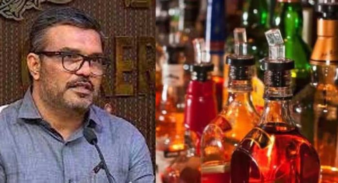 റീസൈക്കിൾ പദ്ധതിയുമായി കേരളം ; മദ്യക്കുപ്പികൾ തിരികെ ഔട്ട്ലെറ്റിൽ നൽകിയാൽ 20 രൂപ നൽകും റീസൈക്കിൾ പദ്ധതിയുമായി കേരളം ; മദ്യക്കുപ്പികൾ തിരികെ ഔട്ട്ലെറ്റിൽ നൽകിയാൽ 20 രൂപ നൽകും