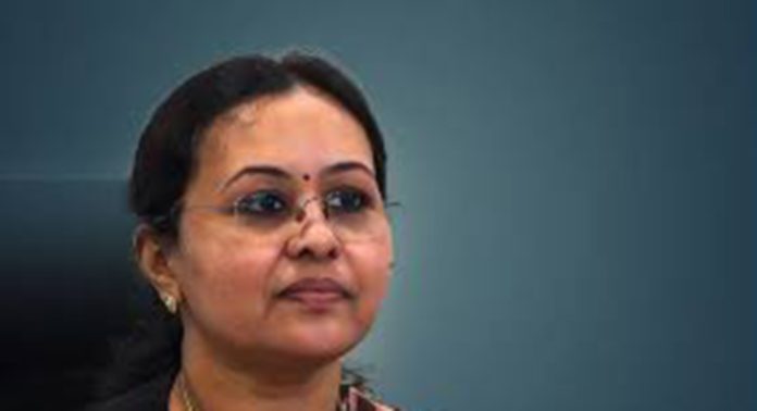 ആരോഗ്യമന്ത്രി വീണാ ജോർജിനെതിരായ ആക്രമണം ; കണ്ണൂരിൽ വ്യാപക അക്രമം ആരോഗ്യമന്ത്രി വീണാ ജോർജിനെതിരായ ആക്രമണം ; കണ്ണൂരിൽ വ്യാപക അക്രമം