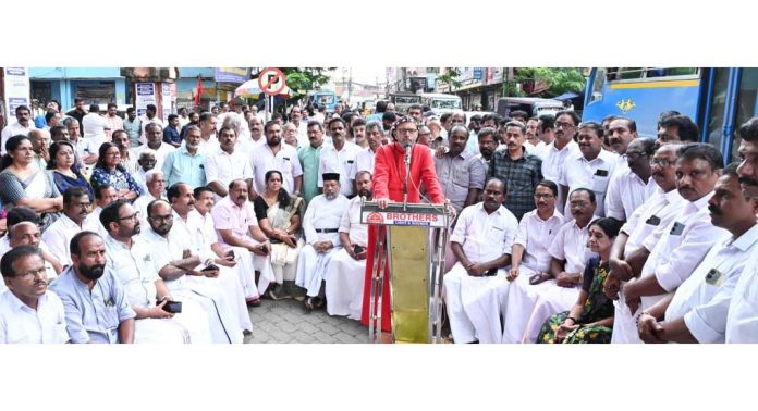 കന്യാസ്ത്രീകളെ അറസ്റ്റ് ചെയ്ത നടപടി മൗലികാവാശ ലംഘനവും ഭരണകൂട ഭീകരതയും ; ഡോ.ഗീവർഗീസ് മാർ കൂറീലോസ് കന്യാസ്ത്രീകളെ അറസ്റ്റ് ചെയ്ത നടപടി മൗലികാവാശ ലംഘനവും ഭരണകൂട ഭീകരതയും ; ഡോ.ഗീവർഗീസ് മാർ കൂറീലോസ്