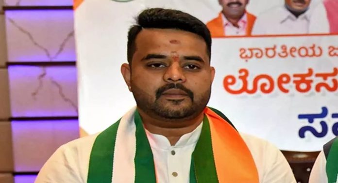ബലാത്സംഗക്കേസിൽ ജെഡിഎസ് മുന് എംപി പ്രജ്വല് രേവണ്ണ കുറ്റക്കാരന് ബലാത്സംഗക്കേസിൽ ജെഡിഎസ് മുന് എംപി പ്രജ്വല് രേവണ്ണ കുറ്റക്കാരന്