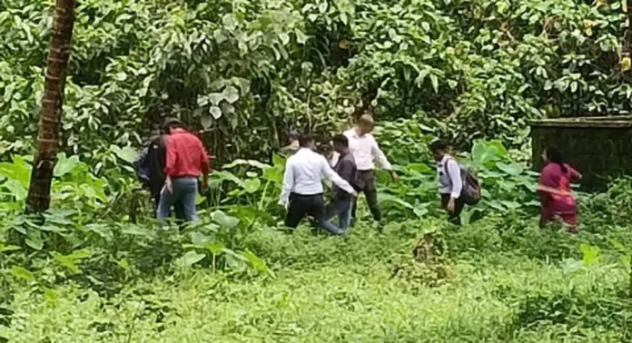 കർണാടകയിലെ ധർമസ്ഥലയിൽ കണ്ടെത്തിയത് തലയോട്ടിയുടെ ഭാഗവും എല്ലുകളും കർണാടകയിലെ ധർമസ്ഥലയിൽ കണ്ടെത്തിയത് തലയോട്ടിയുടെ ഭാഗവും എല്ലുകളും