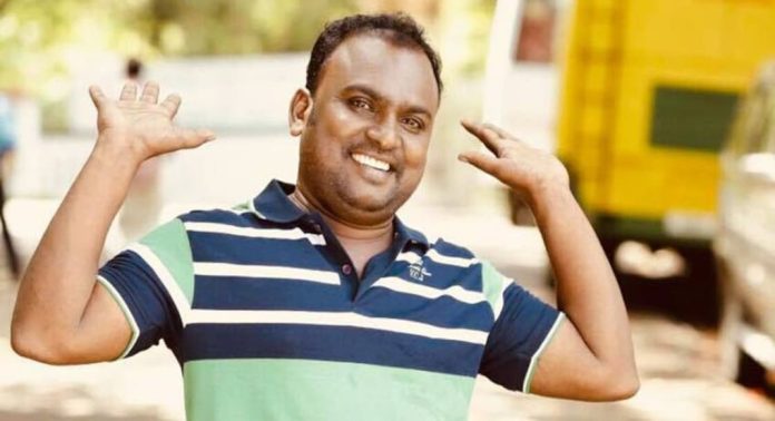 നടന് ബിജുക്കുട്ടന് വാഹനാപകടത്തില് പരിക്ക് നടന് ബിജുക്കുട്ടന് വാഹനാപകടത്തില് പരിക്ക്