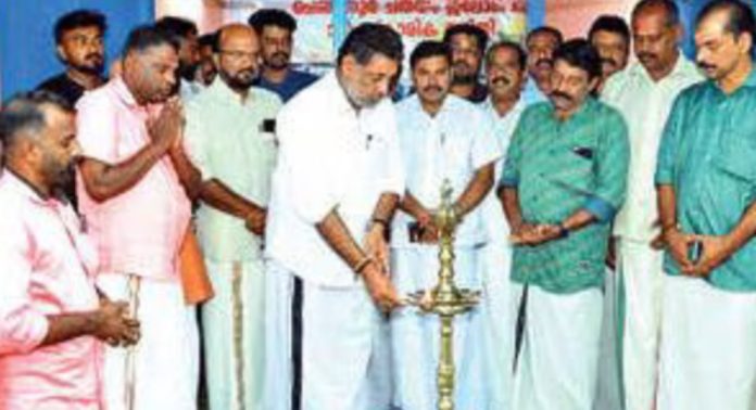 ഗുരു ചെങ്ങന്നൂർ ട്രോഫി ചെങ്ങന്നൂർ ചതയം ജലോത്സവത്തിന്റെ സ്വാഗതസംഘം രൂപവത്കരിച്ചു ഗുരു ചെങ്ങന്നൂർ ട്രോഫി ചെങ്ങന്നൂർ ചതയം ജലോത്സവത്തിന്റെ സ്വാഗതസംഘം രൂപവത്കരിച്ചു