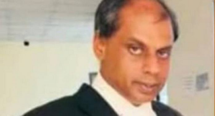 നടന് ബാലചന്ദ്രമേനോനെ ഭീഷണിപ്പെടുത്തി പണം തട്ടാൻ ശ്രമിച്ച കേസില് അഭിഭാഷകന് അറസ്റ്റില് നടന് ബാലചന്ദ്രമേനോനെ ഭീഷണിപ്പെടുത്തി പണം തട്ടാൻ ശ്രമിച്ച കേസില് അഭിഭാഷകന് അറസ്റ്റില്