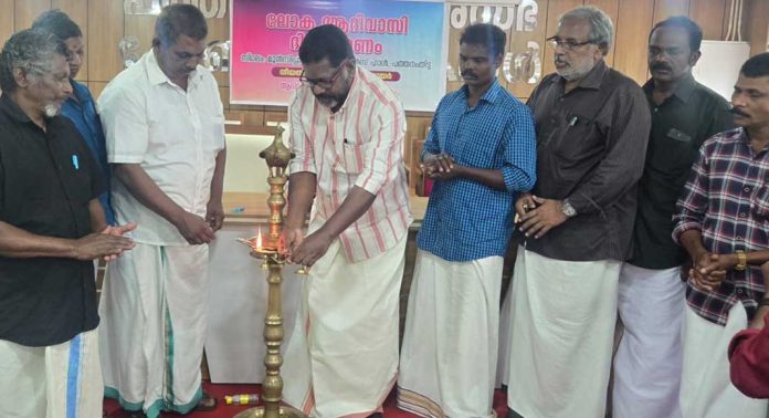 ആദിവാസി ജനസമൂഹത്തിൻ്റെ പിന്നോക്കാവസ്ഥ പരിഹരിക്കും : ചിറ്റയം ഗോപകുമാർ ഡെപ്യൂട്ടി സ്പീക്കർ ആദിവാസി ജനസമൂഹത്തിൻ്റെ പിന്നോക്കാവസ്ഥ പരിഹരിക്കും : ചിറ്റയം ഗോപകുമാർ ഡെപ്യൂട്ടി സ്പീക്കർ